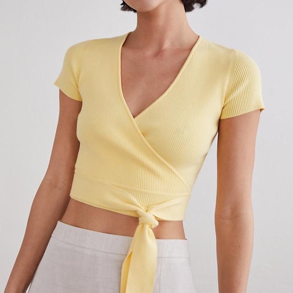 Aritzia All Tied Up Sweater (Prunella Knit Top) - Picture 7 of 8